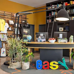 vienna-house-easy-berlin.find-berlin-hotels.com/